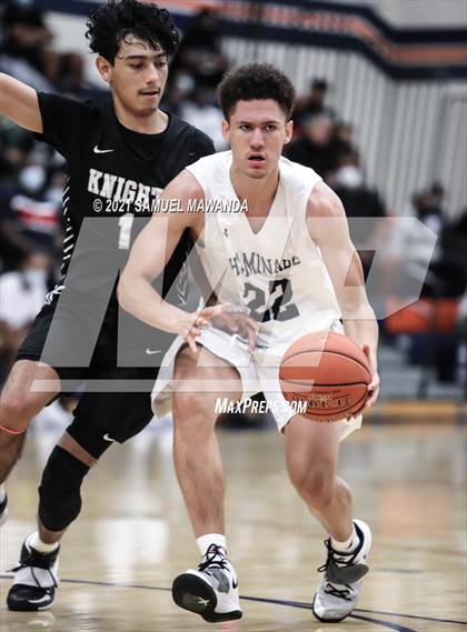 Thumbnail 3 in Bishop Montgomery @ Chaminade (CIF SS D1 semifinals) photogallery.