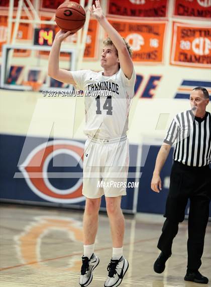 Thumbnail 2 in Bishop Montgomery @ Chaminade (CIF SS D1 semifinals) photogallery.