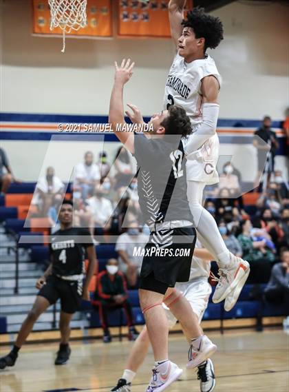 Thumbnail 3 in Bishop Montgomery @ Chaminade (CIF SS D1 semifinals) photogallery.