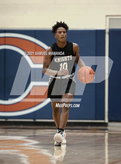 Thumbnail 2 in Bishop Montgomery @ Chaminade (CIF SS D1 semifinals) photogallery.