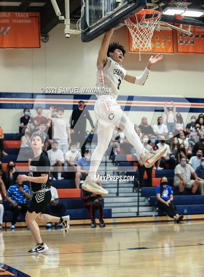 Thumbnail 2 in Bishop Montgomery @ Chaminade (CIF SS D1 semifinals) photogallery.
