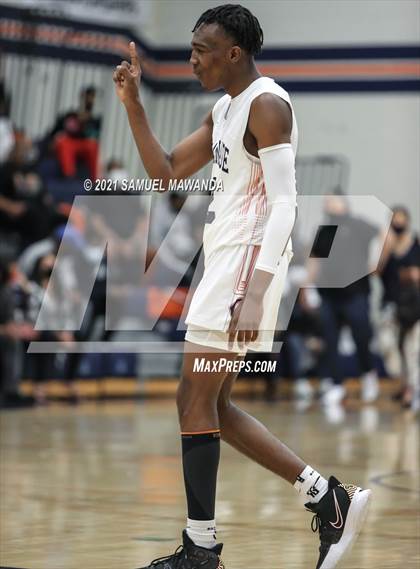 Thumbnail 1 in Bishop Montgomery @ Chaminade (CIF SS D1 semifinals) photogallery.