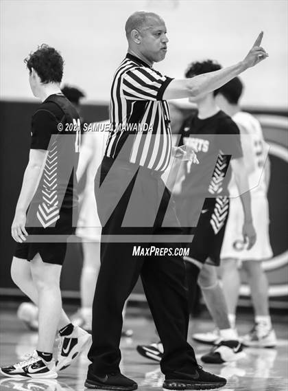 Thumbnail 3 in Bishop Montgomery @ Chaminade (CIF SS D1 semifinals) photogallery.