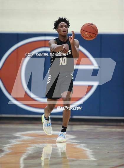Thumbnail 1 in Bishop Montgomery @ Chaminade (CIF SS D1 semifinals) photogallery.