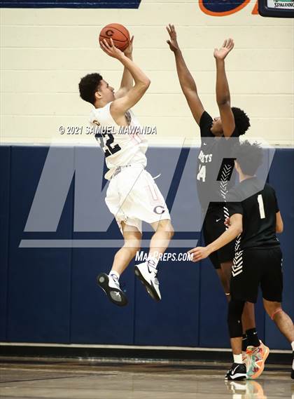 Thumbnail 2 in Bishop Montgomery @ Chaminade (CIF SS D1 semifinals) photogallery.