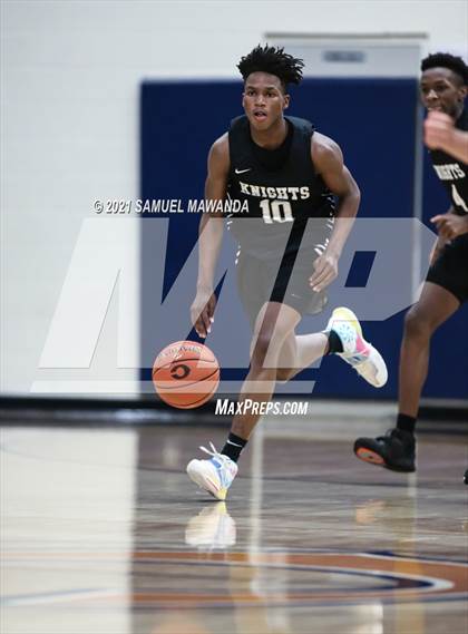 Thumbnail 2 in Bishop Montgomery @ Chaminade (CIF SS D1 semifinals) photogallery.