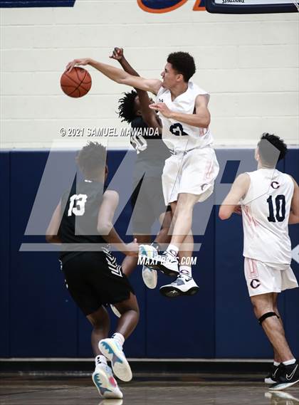 Thumbnail 1 in Bishop Montgomery @ Chaminade (CIF SS D1 semifinals) photogallery.