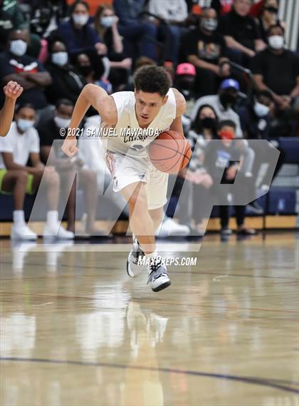 Thumbnail 3 in Bishop Montgomery @ Chaminade (CIF SS D1 semifinals) photogallery.