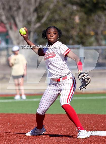 Thumbnail 2 in Melissa vs Plano East (Allen Tournament) photogallery.