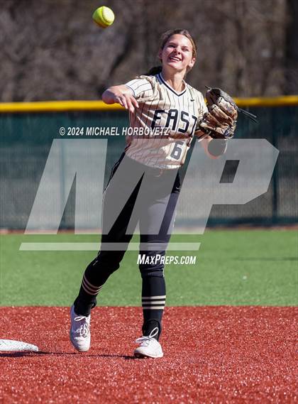 Thumbnail 2 in Melissa vs Plano East (Allen Tournament) photogallery.