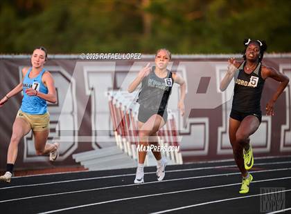 Thumbnail 1 in Dog Pound Invitational (200M) photogallery.