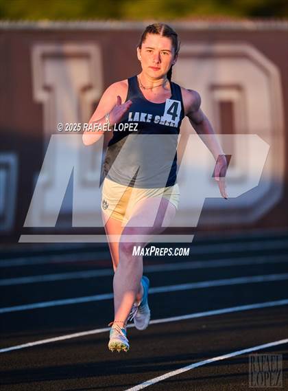 Thumbnail 1 in Dog Pound Invitational (200M) photogallery.