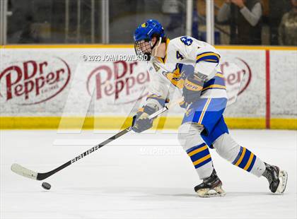 Thumbnail 1 in Brentwood vs Father Ryan photogallery.