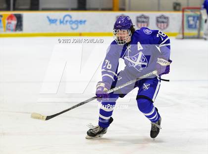 Thumbnail 1 in Brentwood vs Father Ryan photogallery.