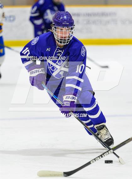 Thumbnail 3 in Brentwood vs Father Ryan photogallery.