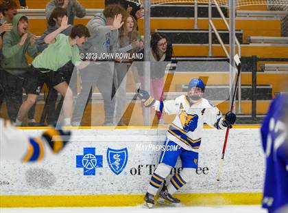 Thumbnail 2 in Brentwood vs Father Ryan photogallery.