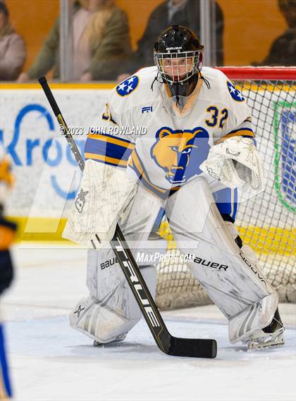 Thumbnail 3 in Brentwood vs Father Ryan photogallery.