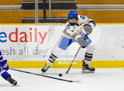 Thumbnail 3 in Brentwood vs Father Ryan photogallery.