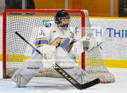 Thumbnail 2 in Brentwood vs Father Ryan photogallery.