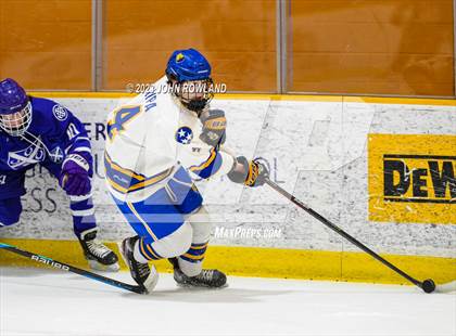 Thumbnail 2 in Brentwood vs Father Ryan photogallery.