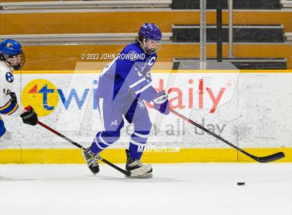 Thumbnail 2 in Brentwood vs Father Ryan photogallery.