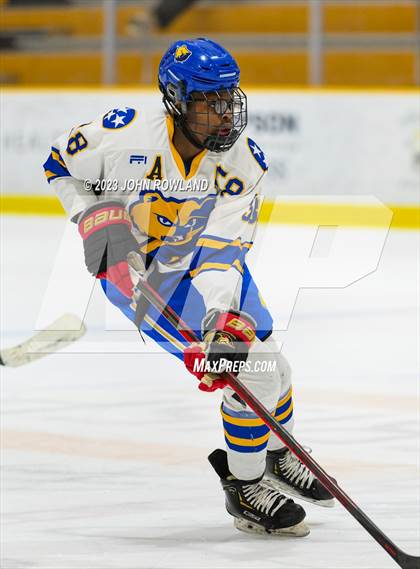 Thumbnail 1 in Brentwood vs Father Ryan photogallery.