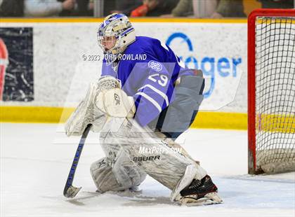 Thumbnail 2 in Brentwood vs Father Ryan photogallery.