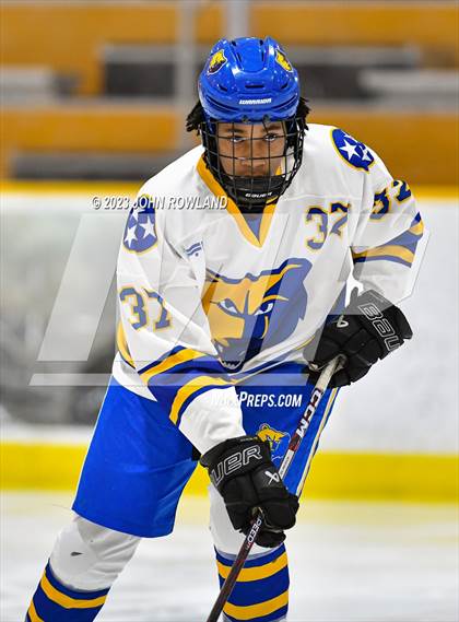 Thumbnail 2 in Brentwood vs Father Ryan photogallery.