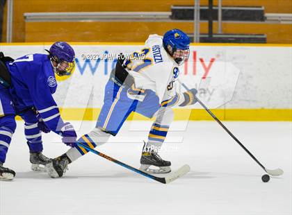 Thumbnail 2 in Brentwood vs Father Ryan photogallery.