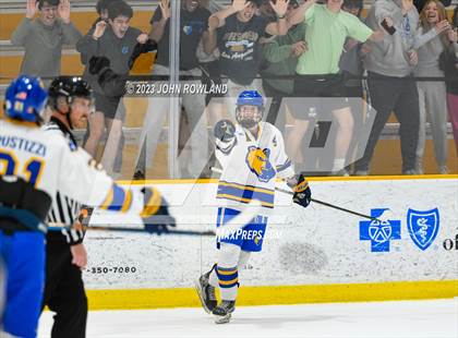 Thumbnail 3 in Brentwood vs Father Ryan photogallery.