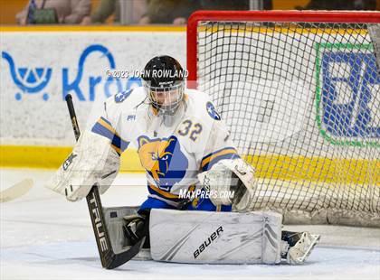 Thumbnail 2 in Brentwood vs Father Ryan photogallery.
