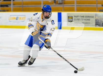Thumbnail 1 in Brentwood vs Father Ryan photogallery.