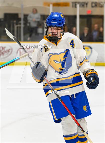 Thumbnail 3 in Brentwood vs Father Ryan photogallery.