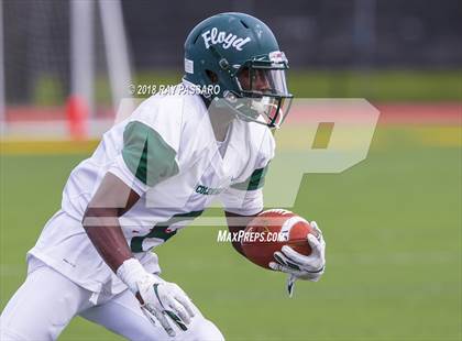 Thumbnail 3 in William Floyd @ Commack photogallery.