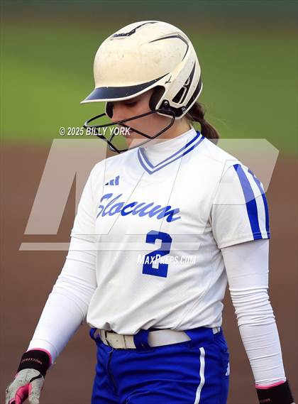 Thumbnail 3 in Slocum vs Longview photogallery.