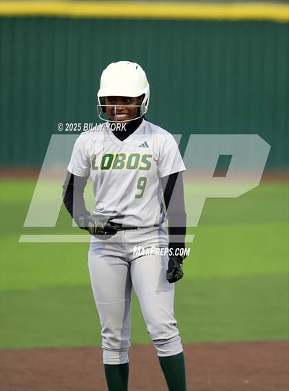Thumbnail 1 in Slocum vs Longview photogallery.