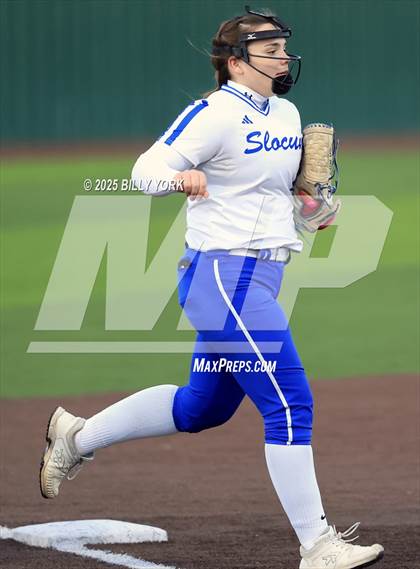 Thumbnail 2 in Slocum vs Longview photogallery.