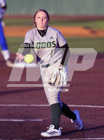 Thumbnail 1 in Slocum vs Longview photogallery.