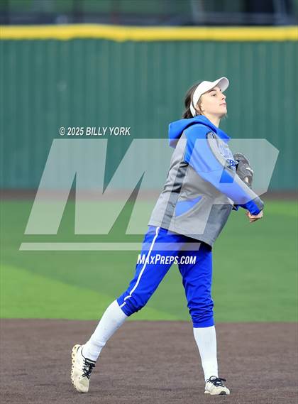 Thumbnail 2 in Slocum vs Longview photogallery.