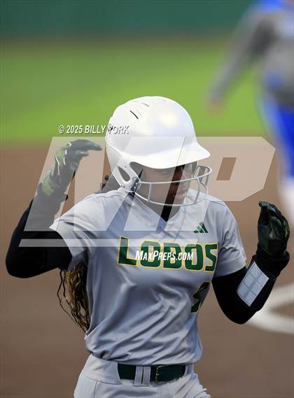 Thumbnail 3 in Slocum vs Longview photogallery.