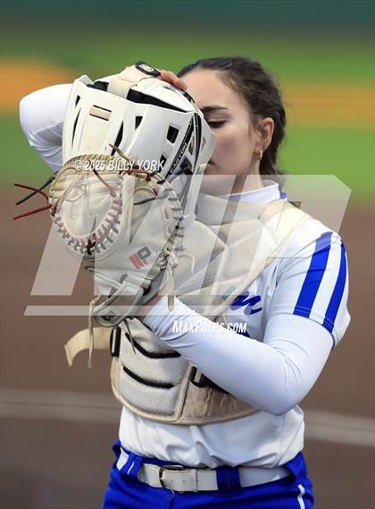 Thumbnail 1 in Slocum vs Longview photogallery.