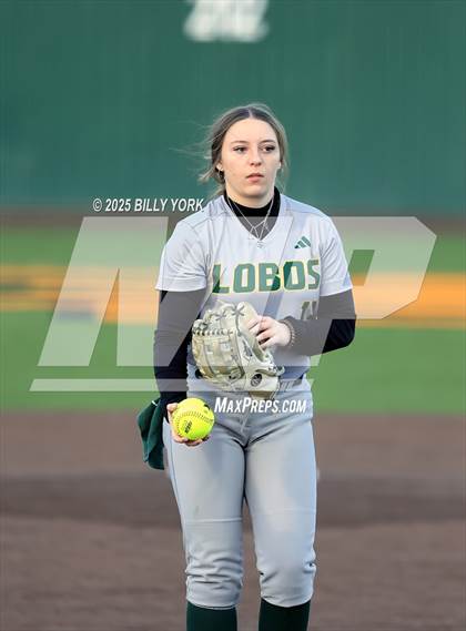 Thumbnail 1 in Slocum vs Longview photogallery.
