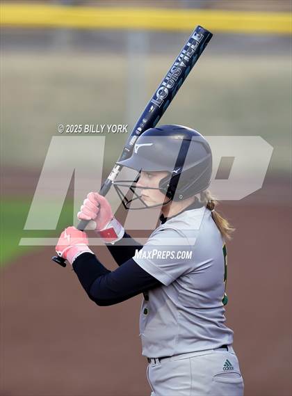 Thumbnail 1 in Slocum vs Longview photogallery.
