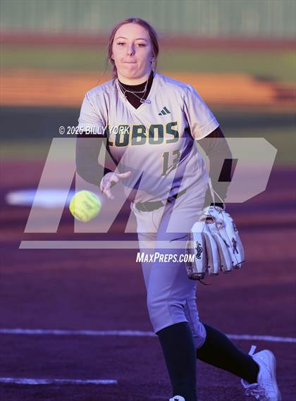Thumbnail 3 in Slocum vs Longview photogallery.