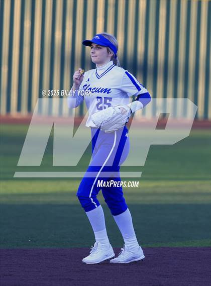Thumbnail 1 in Slocum vs Longview photogallery.