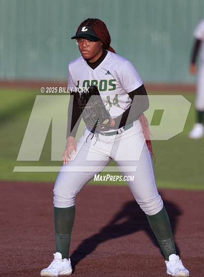 Thumbnail 3 in Slocum vs Longview photogallery.
