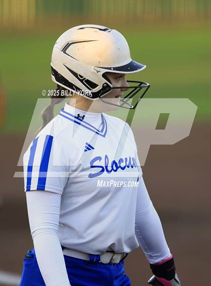 Thumbnail 3 in Slocum vs Longview photogallery.