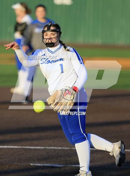 Thumbnail 2 in Slocum vs Longview photogallery.