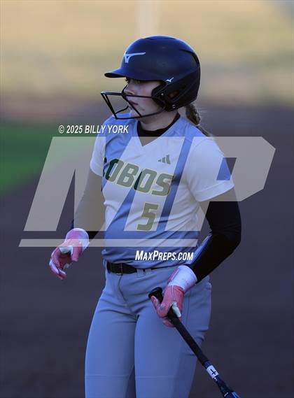 Thumbnail 1 in Slocum vs Longview photogallery.
