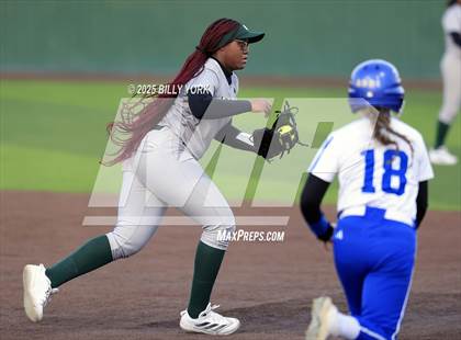 Thumbnail 2 in Slocum vs Longview photogallery.